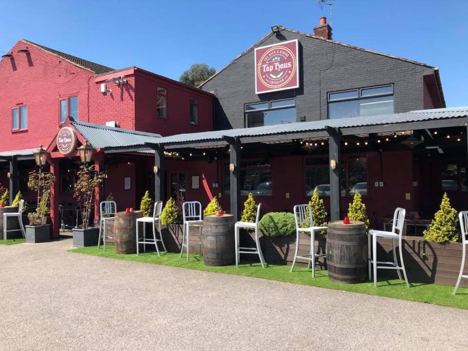 Lodge At Tap Haus Mansfield Woodhouse Экстерьер фото